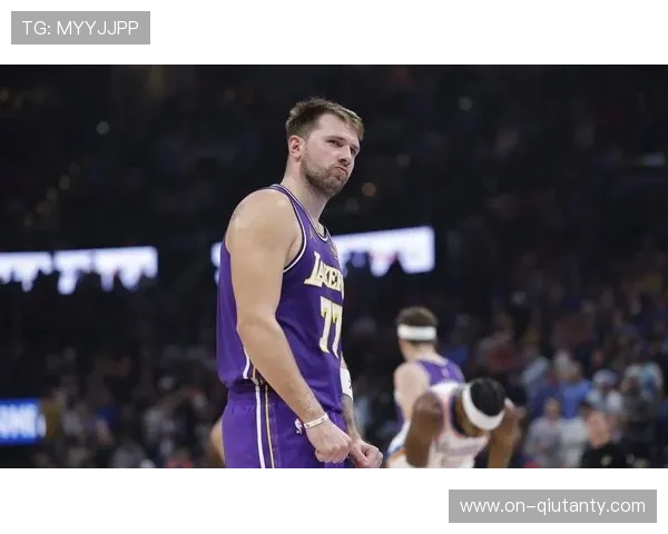 快船迎战独行侠，莱昂纳德与东契奇对决成焦点