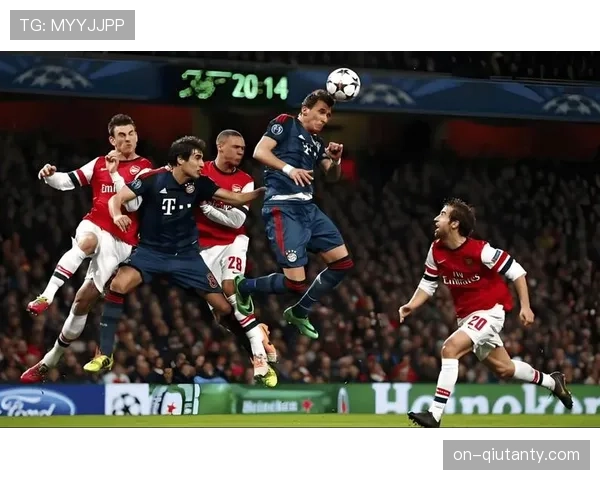 赛前最后一练：拜仁全队飞往伦敦，备战与阿森纳的欧冠关键战